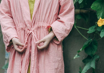 Well Tailored Cardigan with a Graceful Silhouette