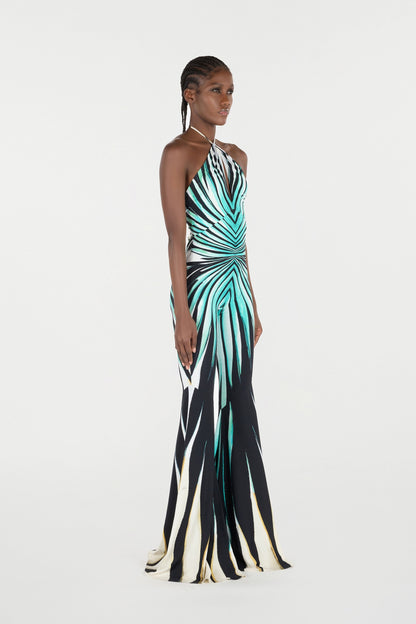 Gracefully Styled Garment for Any Occasion