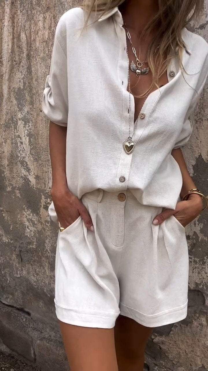 Effortlessly Elegant Shirt with a Timeless Design