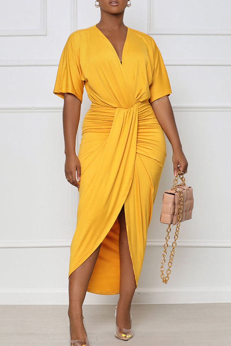 Sophisticated Dress with a Clean Classic Look