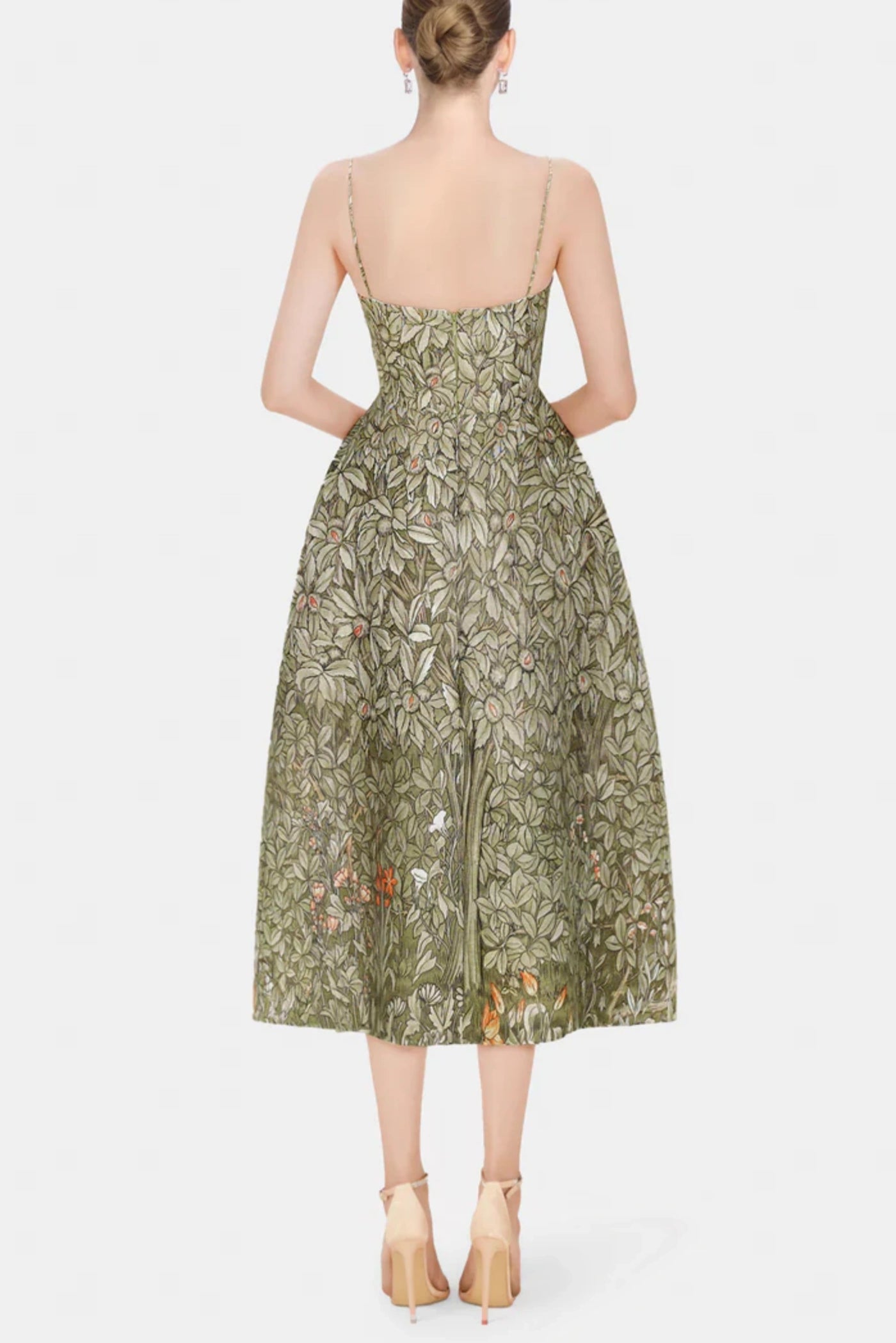Sophisticated Dress with a Clean Classic Look