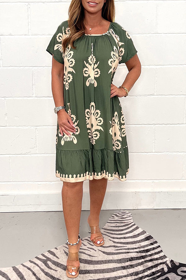 Polished Dress with an Effortless Classic Look
