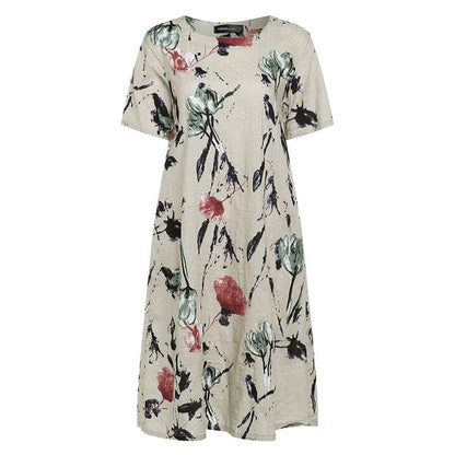 Well Tailored Dress with a Graceful Silhouette
