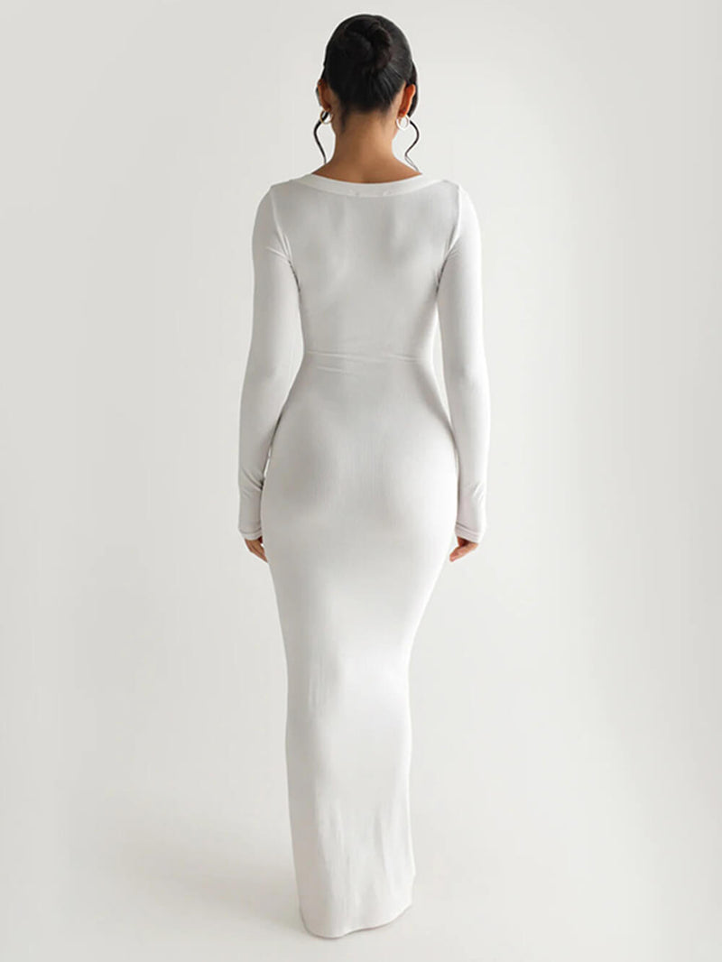 Beautifully Finished Dress in a Timeless Design