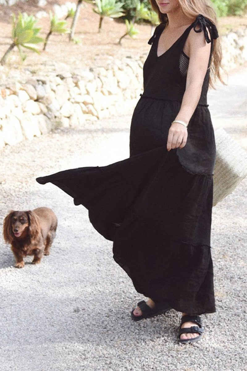 Effortlessly Elegant Dress with a Timeless Design