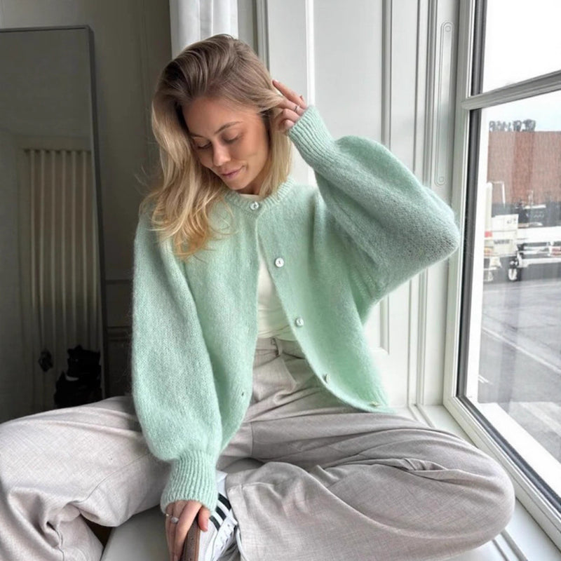 Polished Cardigan with an Effortless Classic Look