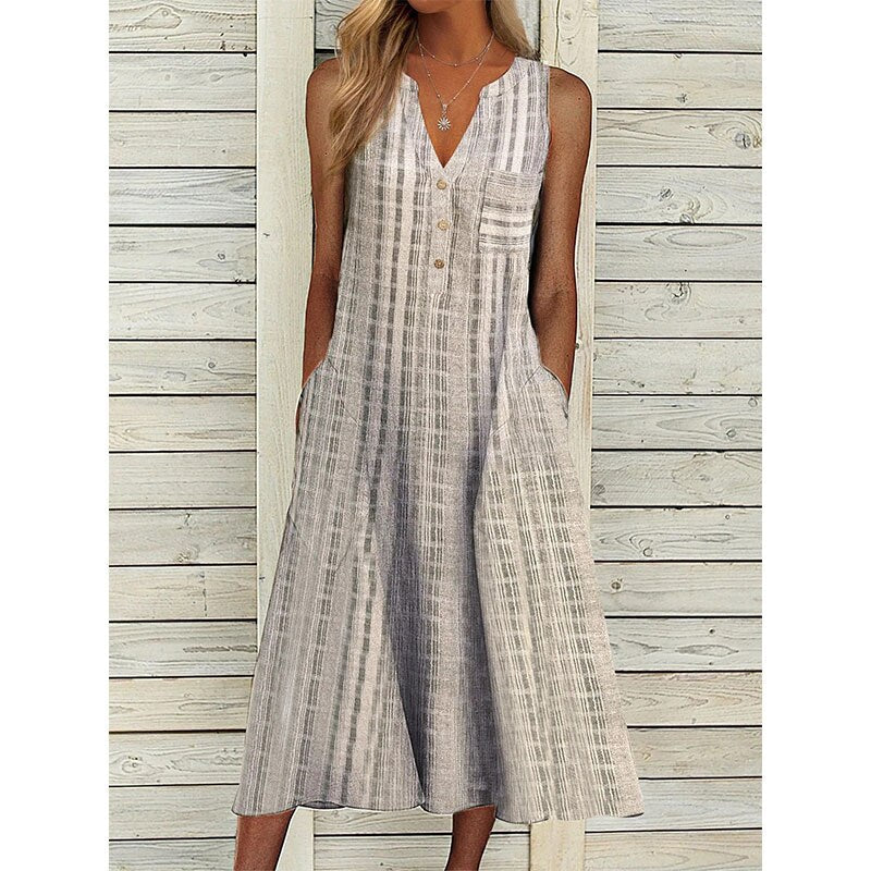 Beautifully Finished Dress in a Timeless Design