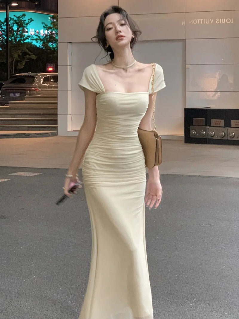 Sophisticated Dress with a Clean Classic Look