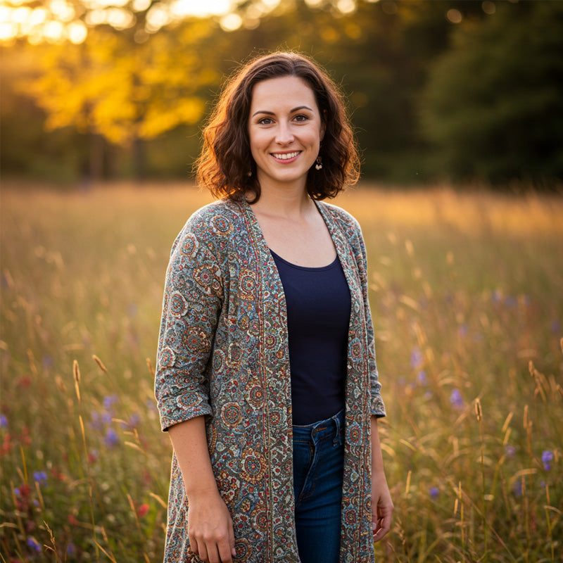 Elegantly Styled Cardigan for Everyday Wear