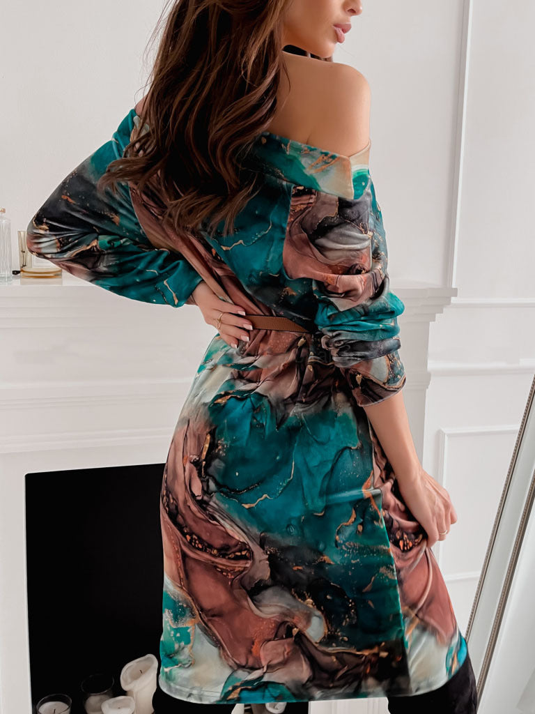 Effortlessly Elegant Dress with a Timeless Design
