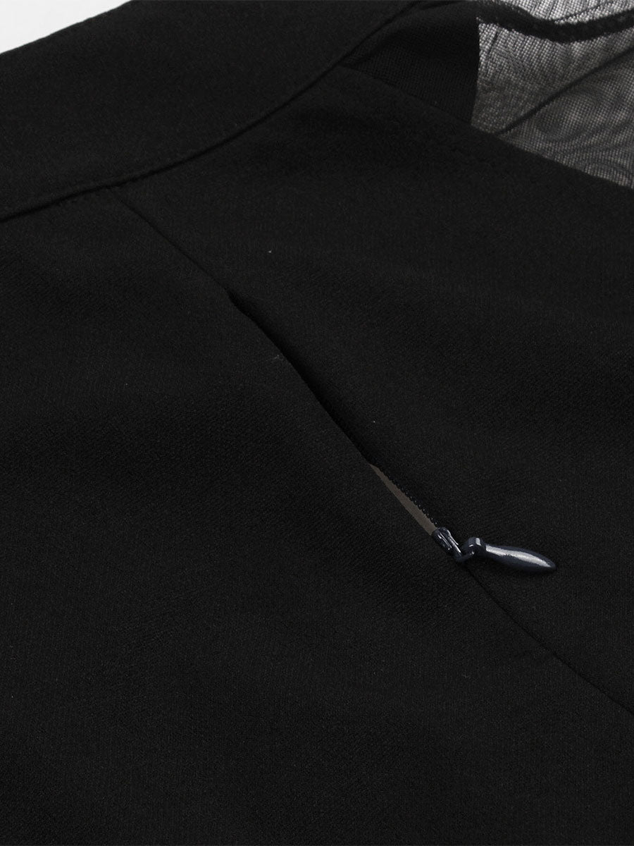 Sophisticated Dress with a Clean Classic Look