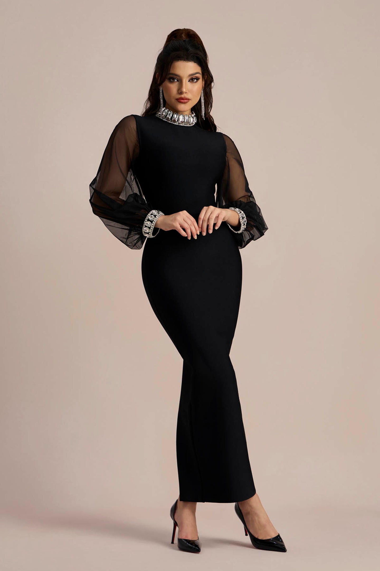 Gracefully Styled Dress for Any Occasion