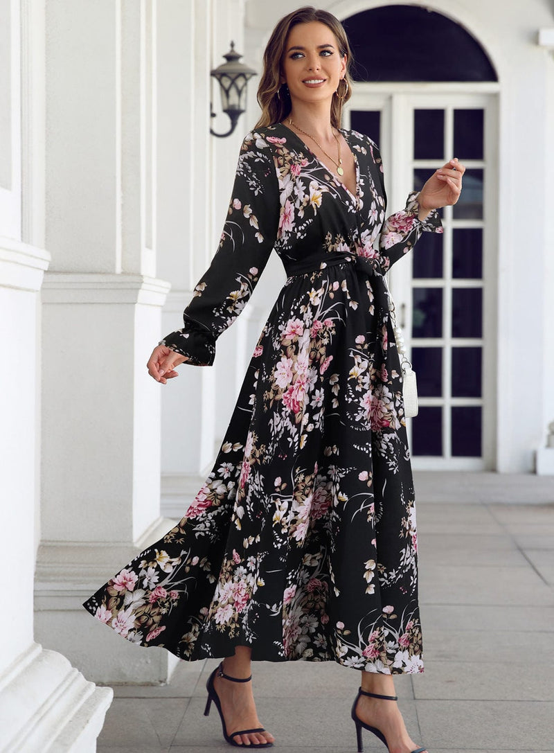 Sophisticated Dress with a Clean Classic Look