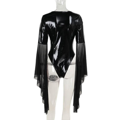 Gracefully Styled Garment for Any Occasion