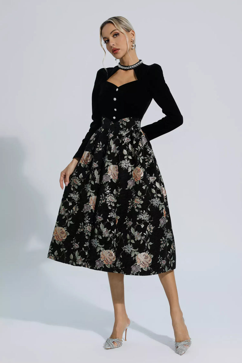 Classic Vintage Dress with a Flattering Fit