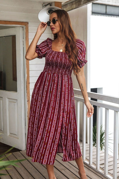Classic Vintage Dress with a Flattering Fit
