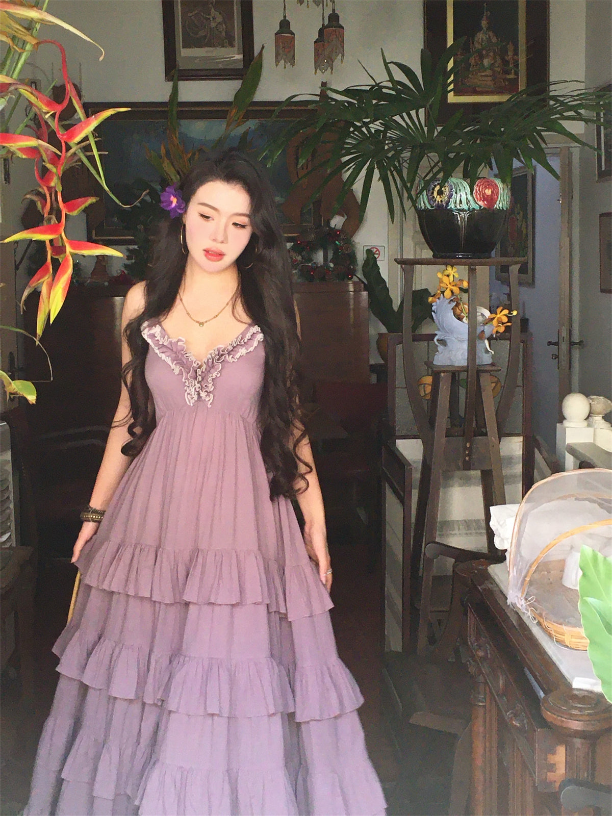 Classic Vintage Dress with a Flattering Fit