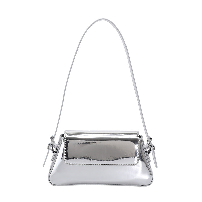 A Vintage Style Bag with Delicate Timeless Details