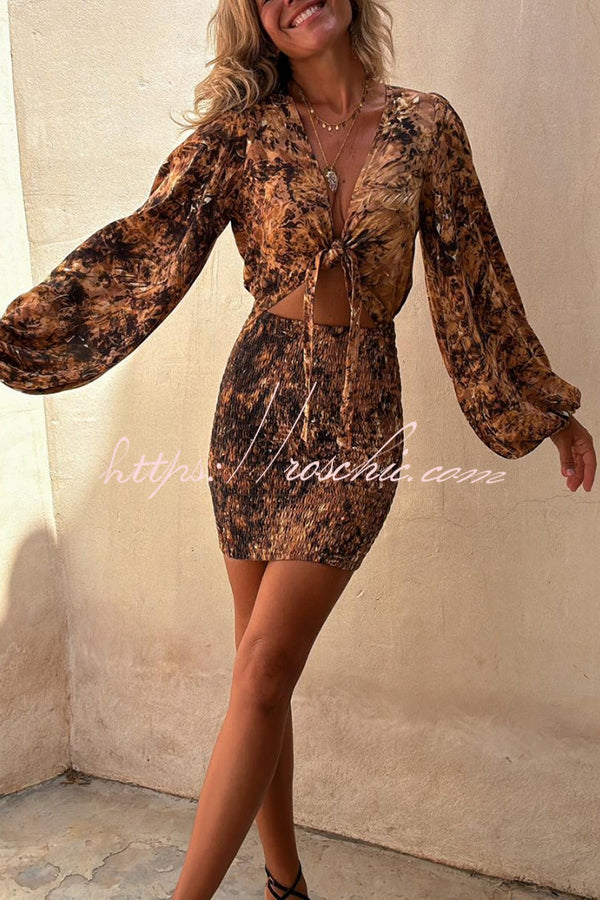 Well Tailored Dress with a Graceful Silhouette
