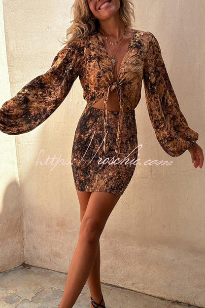 Well Tailored Dress with a Graceful Silhouette