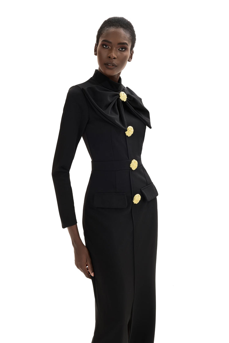 Beautifully Crafted Dress in a Classic Style