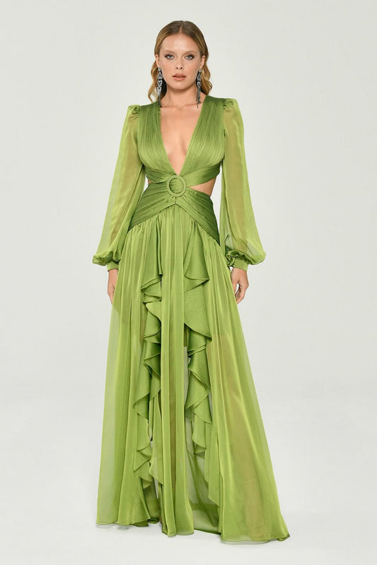 Beautifully Finished Dress in a Timeless Design