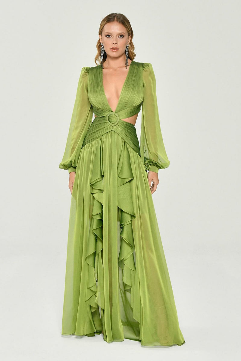 Beautifully Finished Dress in a Timeless Design