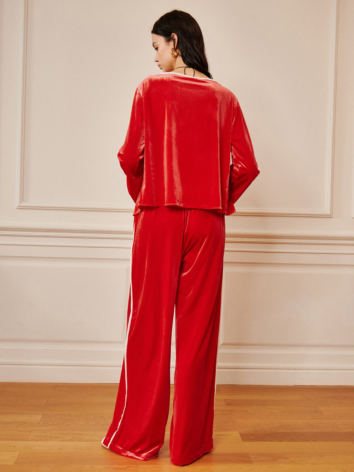 Classic Vintage Pants with a Flattering Fit