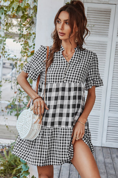 Classic Vintage Dress with a Flattering Fit