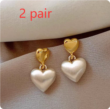 Classic Earring with Timeless Appeal