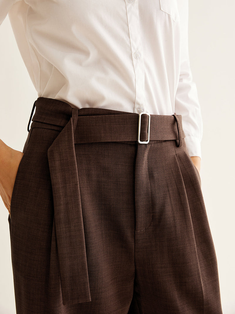 Classic Vintage Pants with a Flattering Fit