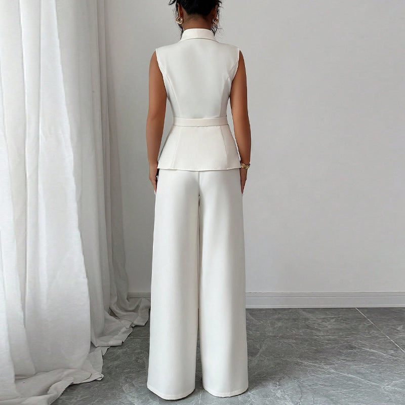 Beautifully Finished Trousers in a Timeless Design