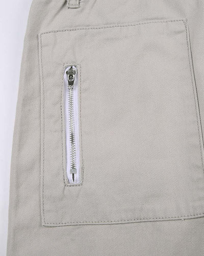 Well Tailored Pants with a Graceful Silhouette