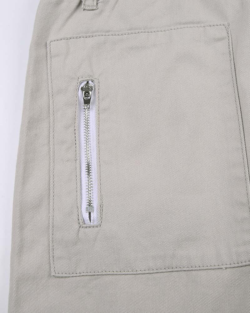 Well Tailored Pants with a Graceful Silhouette