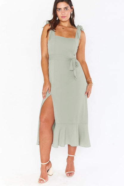 A Vintage Style Dress with Delicate Timeless Details