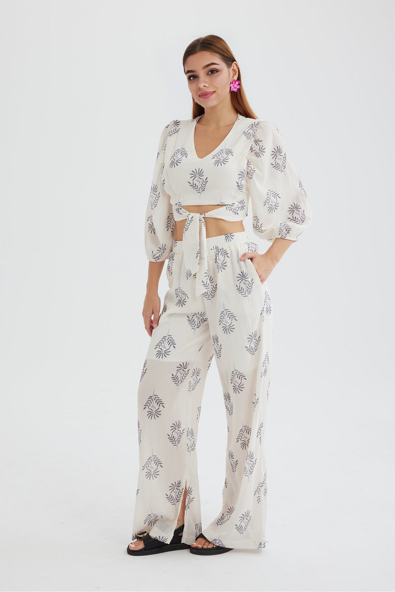 Polished Pants with an Effortless Classic Look