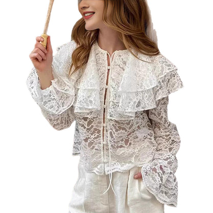 Sophisticated Blouse with a Clean Classic Look