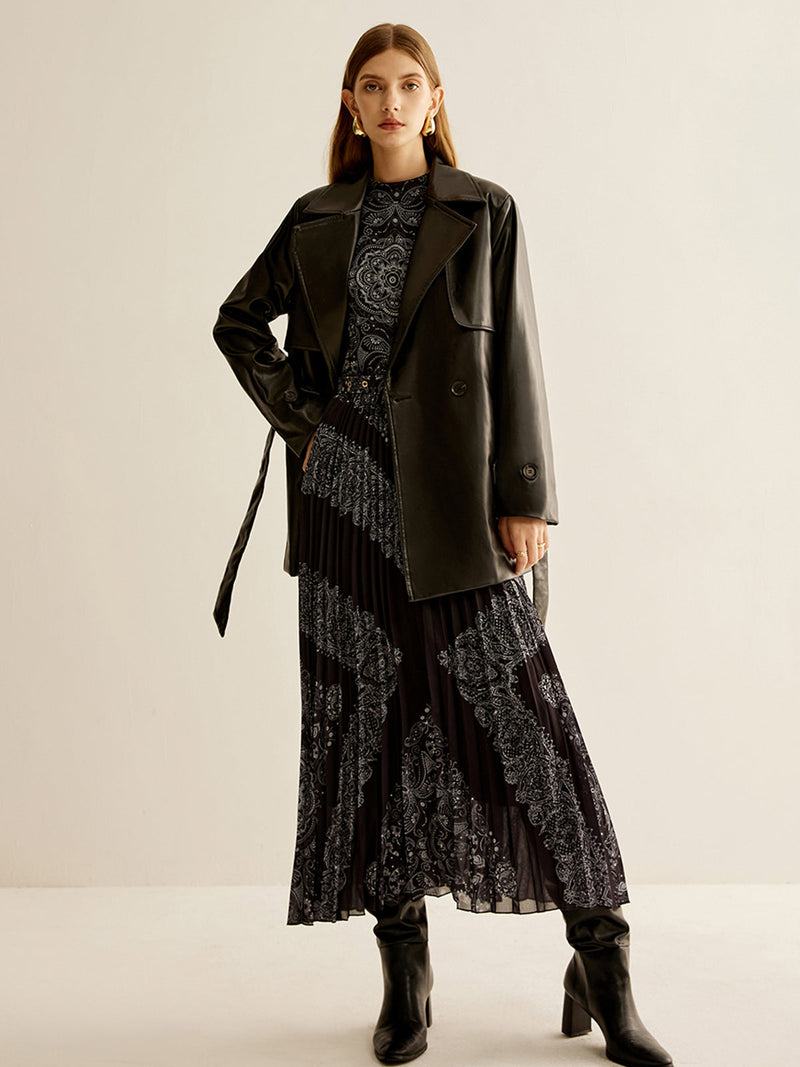 Sophisticated Dress with a Clean Classic Look