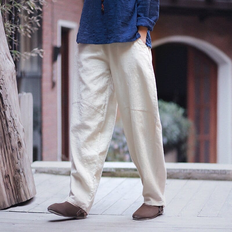 Classic Vintage Pants with a Flattering Fit