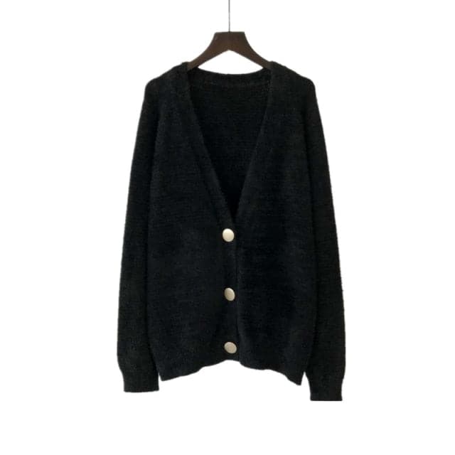 Well Tailored Cardigan with a Graceful Silhouette