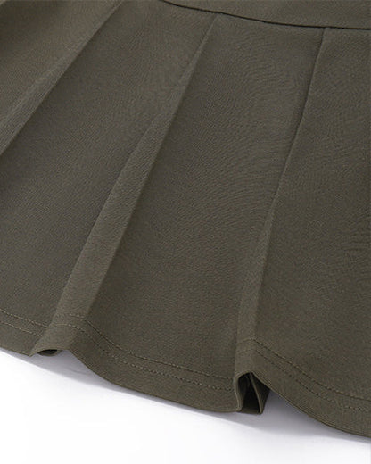 Well Tailored Top with a Graceful Silhouette