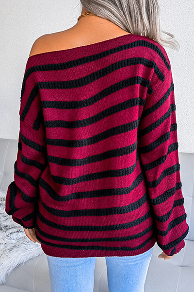 Classic Vintage Sweater with a Flattering Fit