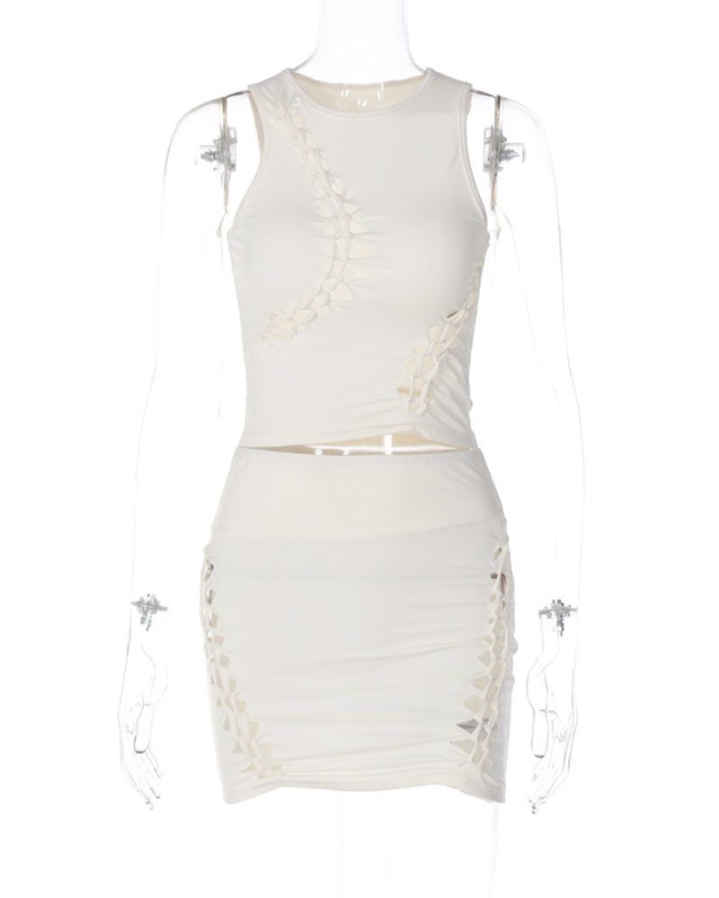 Beautifully Finished Garment in a Timeless Design