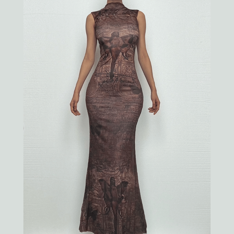 Classic Vintage Dress with a Flattering Fit