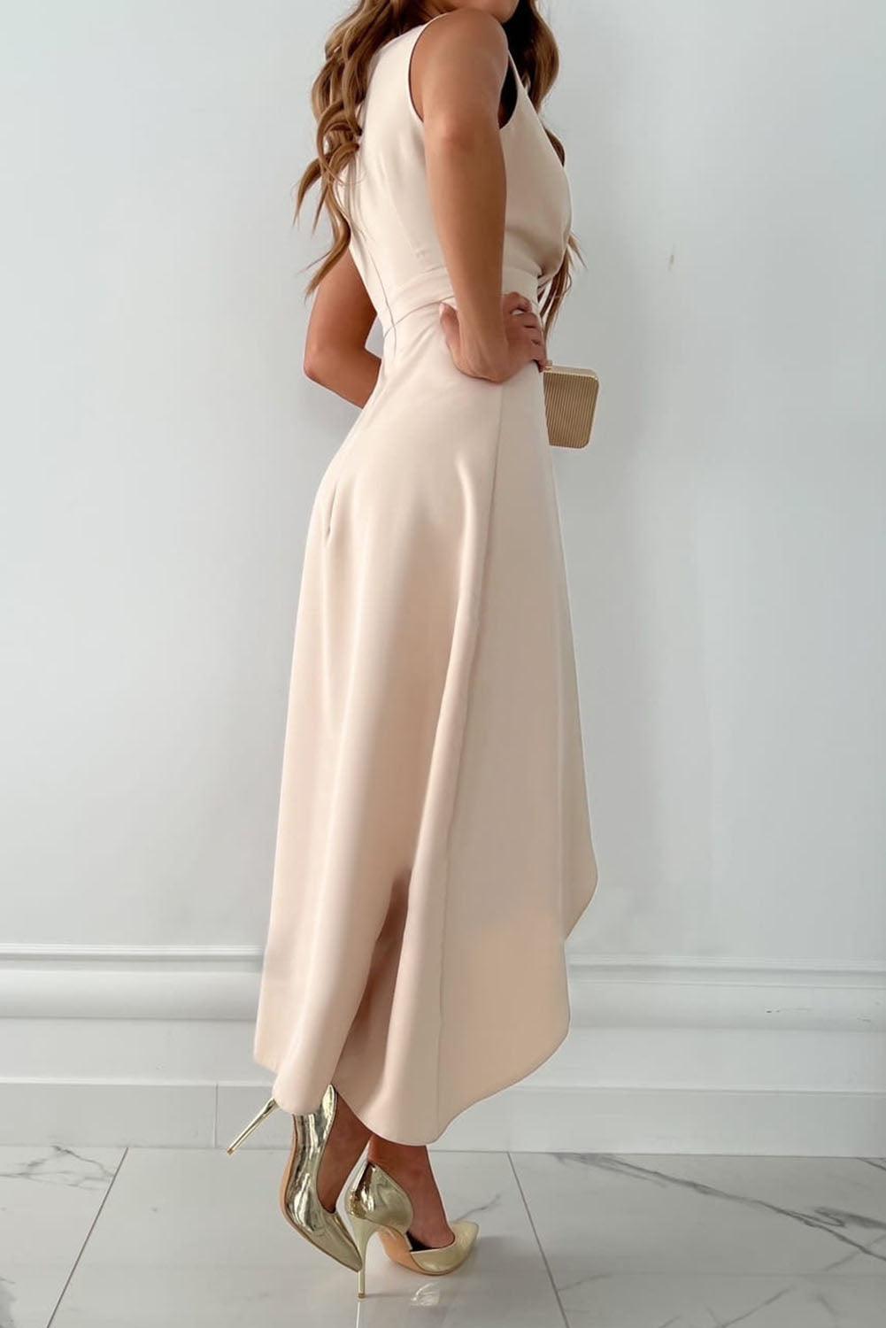 Polished Dress with an Effortless Classic Look