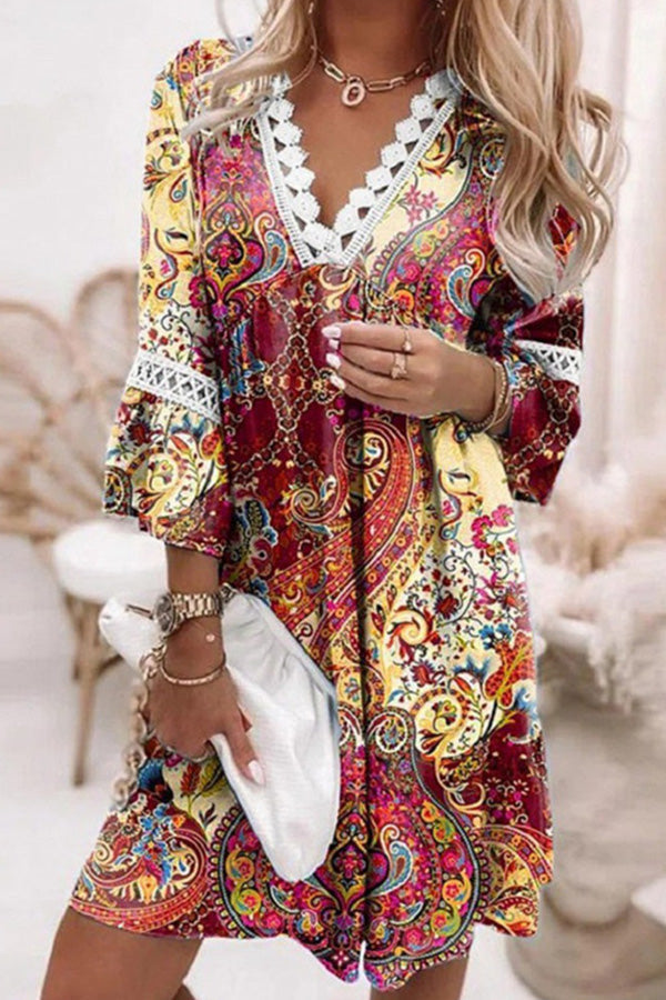 Classic Vintage Dress with a Flattering Fit