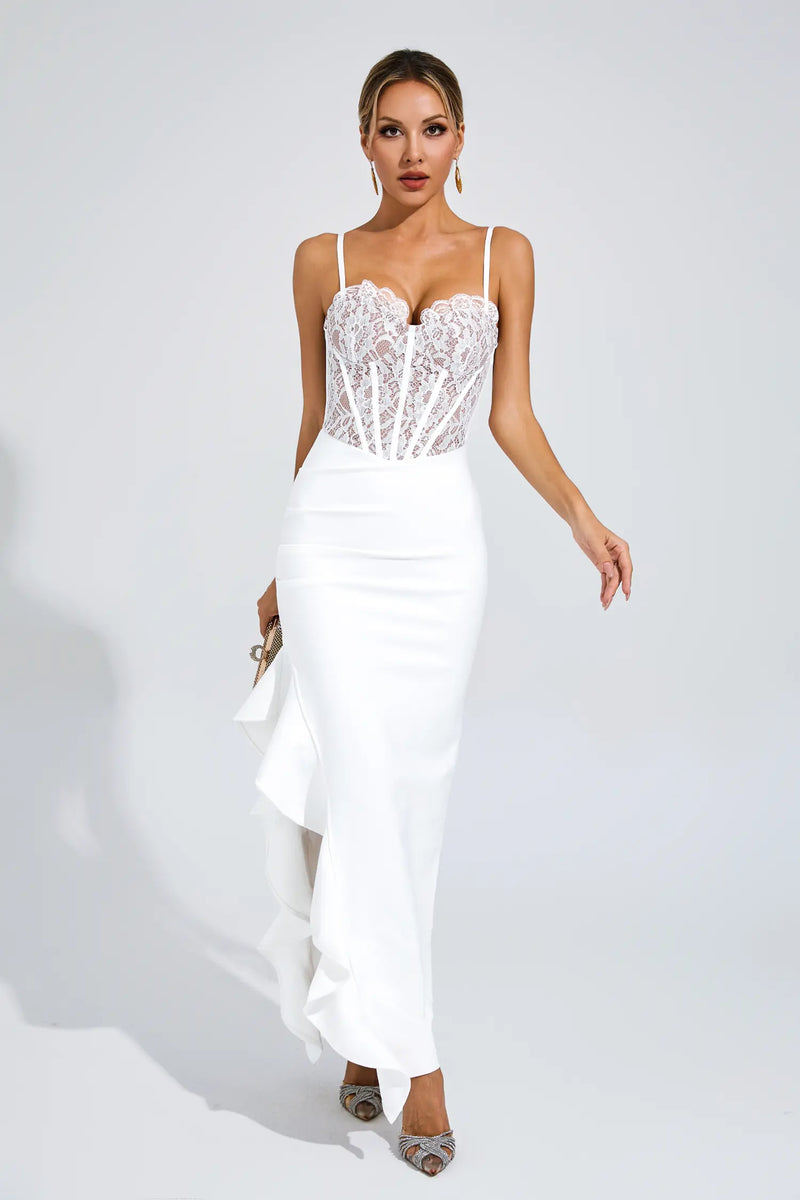 Beautifully Finished Dress in a Timeless Design