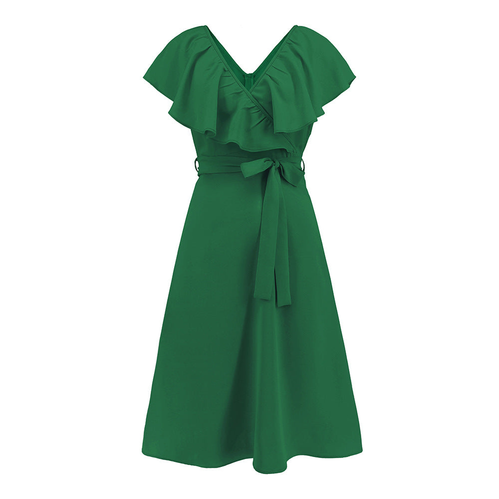 Well Tailored Dress with a Graceful Silhouette