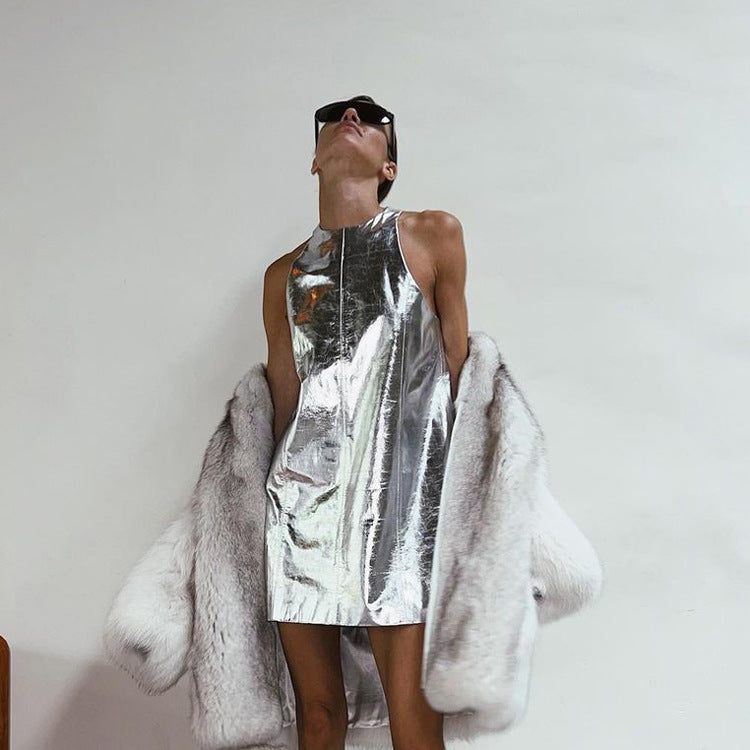 Effortlessly Elegant Dress with a Timeless Design