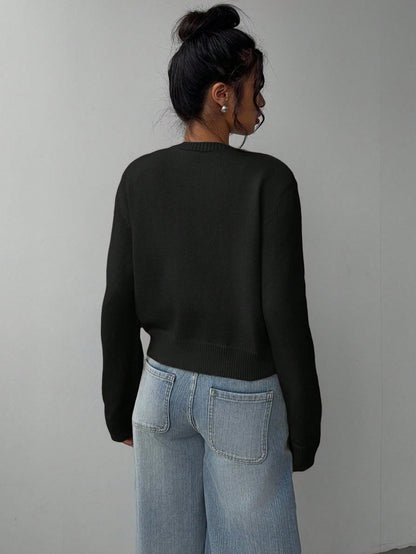 Gracefully Styled Cardigan for Any Occasion